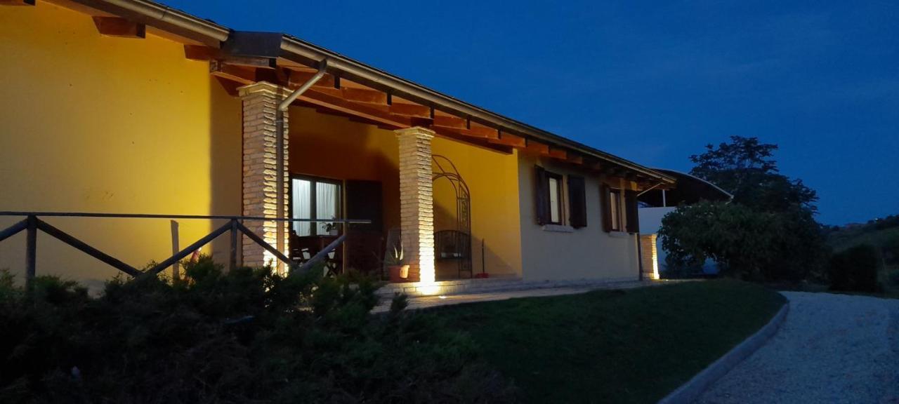 Notaresco Agriturismo Tenuta Santa Maria מראה חיצוני תמונה