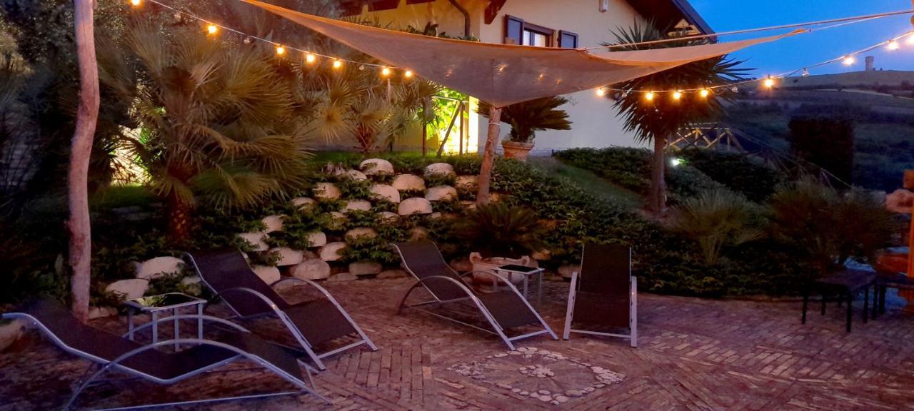 Notaresco Agriturismo Tenuta Santa Maria מראה חיצוני תמונה