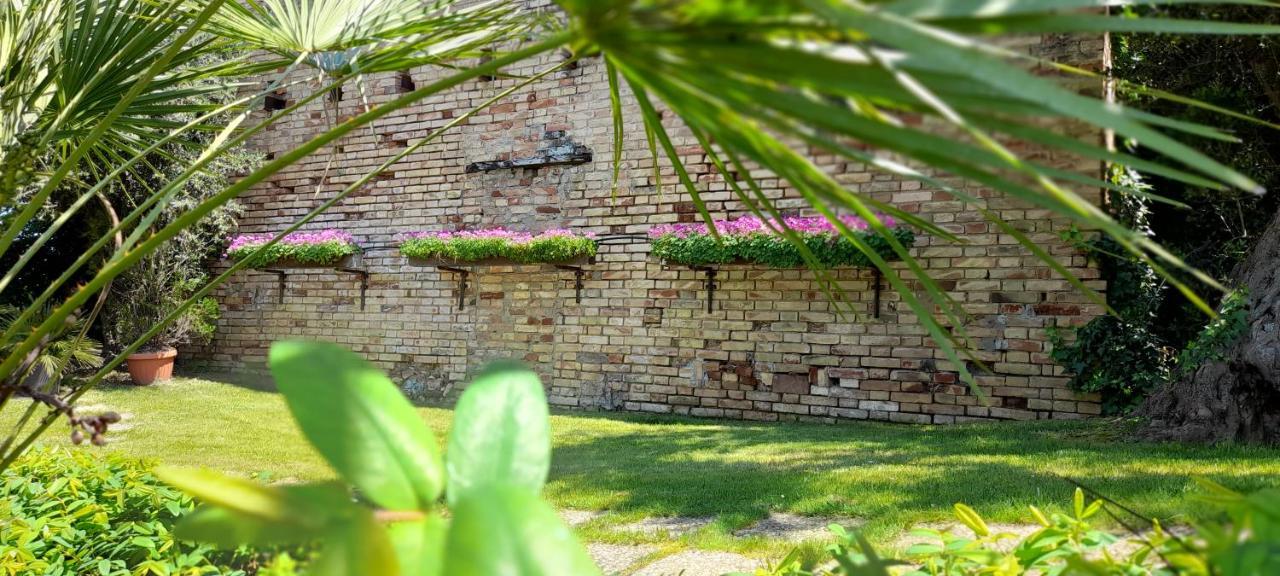 Notaresco Agriturismo Tenuta Santa Maria מראה חיצוני תמונה